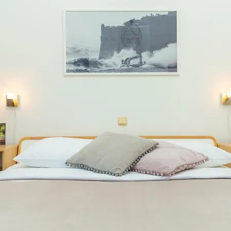 Hedera Estate, Hedera A1 * Ντουμπρόβνικ